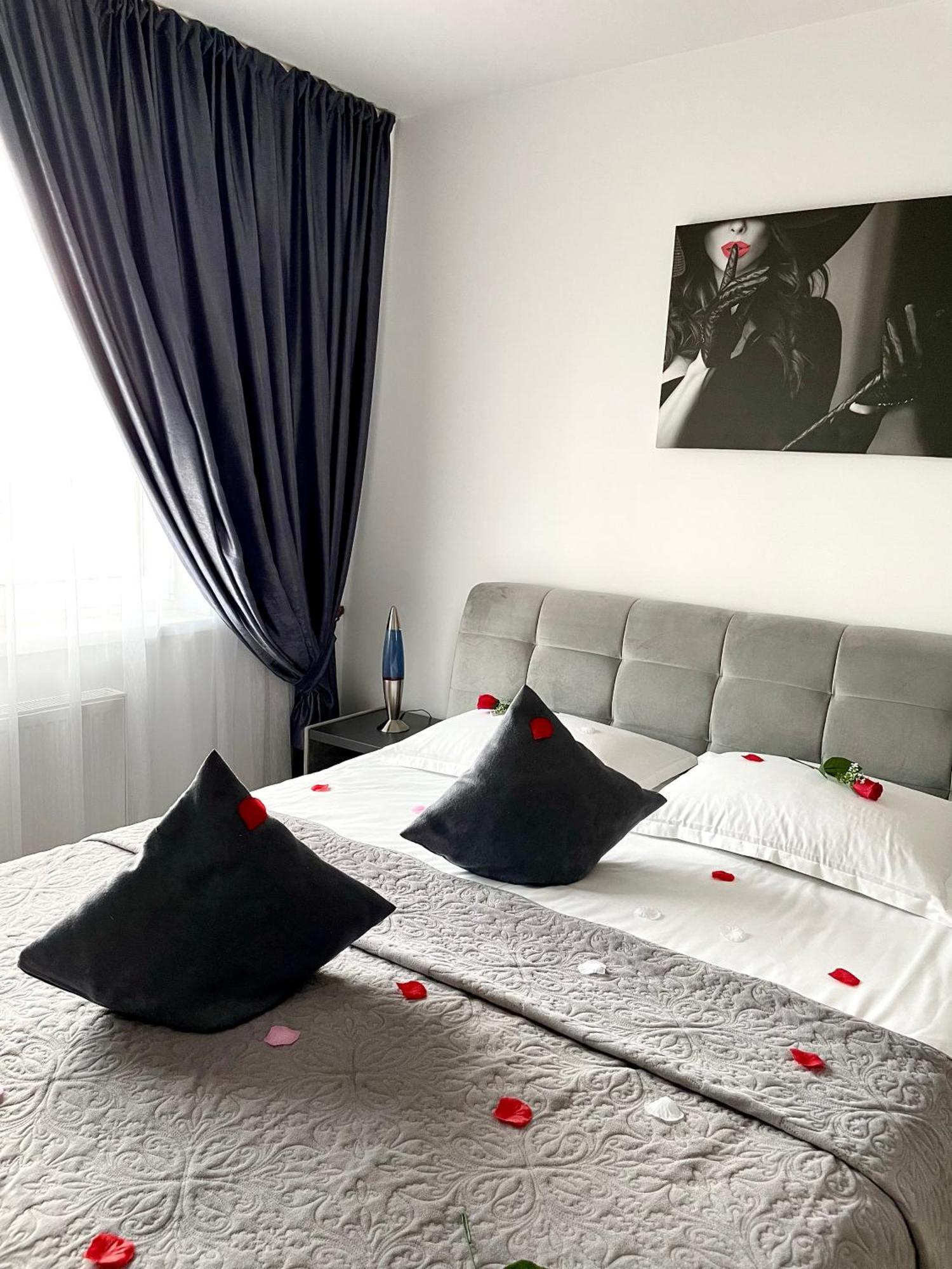 Apartamente Lux Sya Residence Brasov Luaran gambar